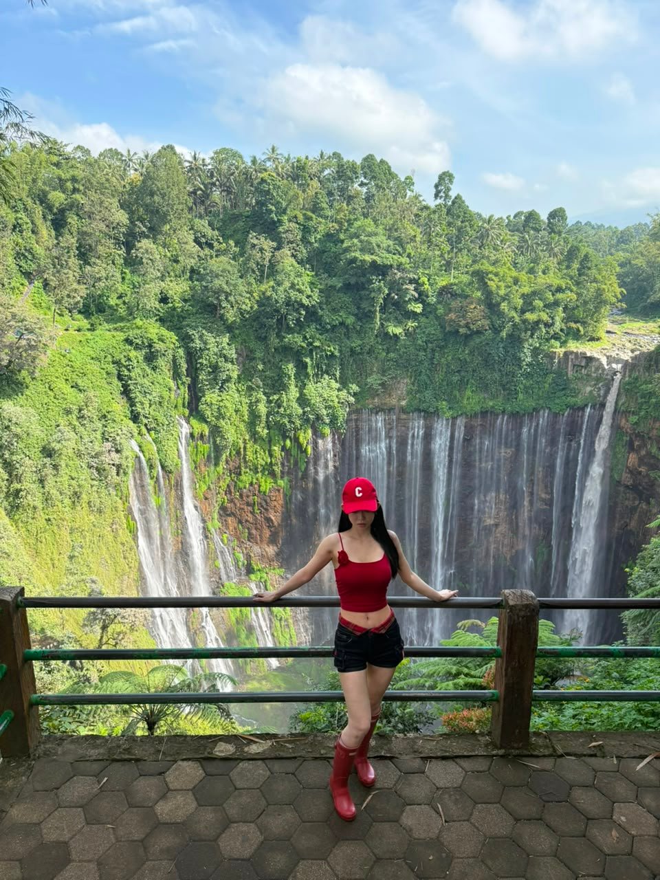 waterfall red